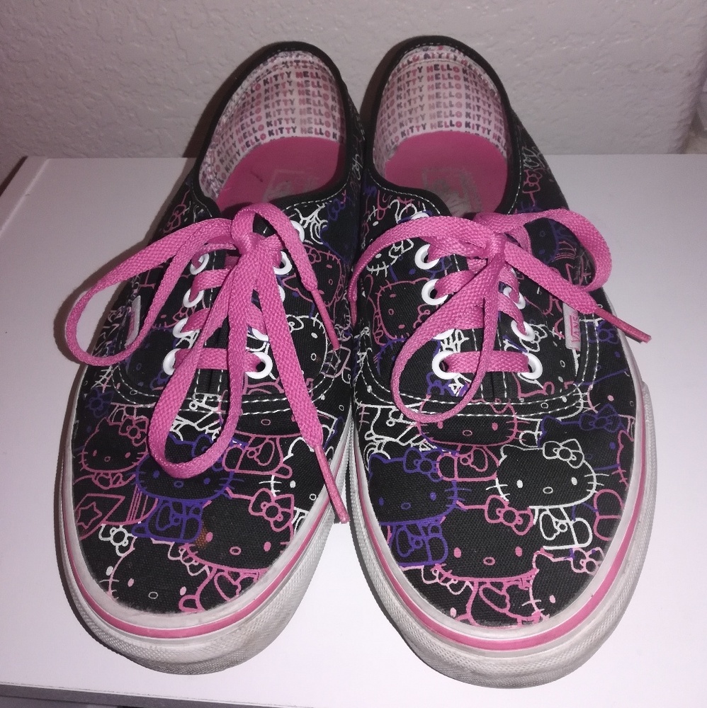 Hello Kitty Vans